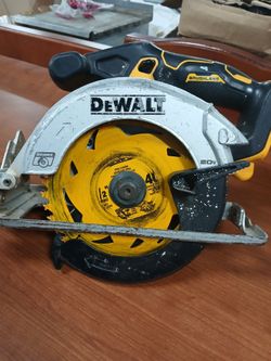 Dewalt Saw 6.1/2 Tool Only 