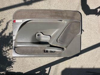 99 - 06 Silverado Tahoe suburban door panels  $220  $120 each