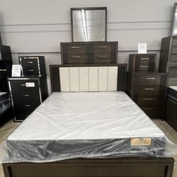 Queen Bedroom Set 