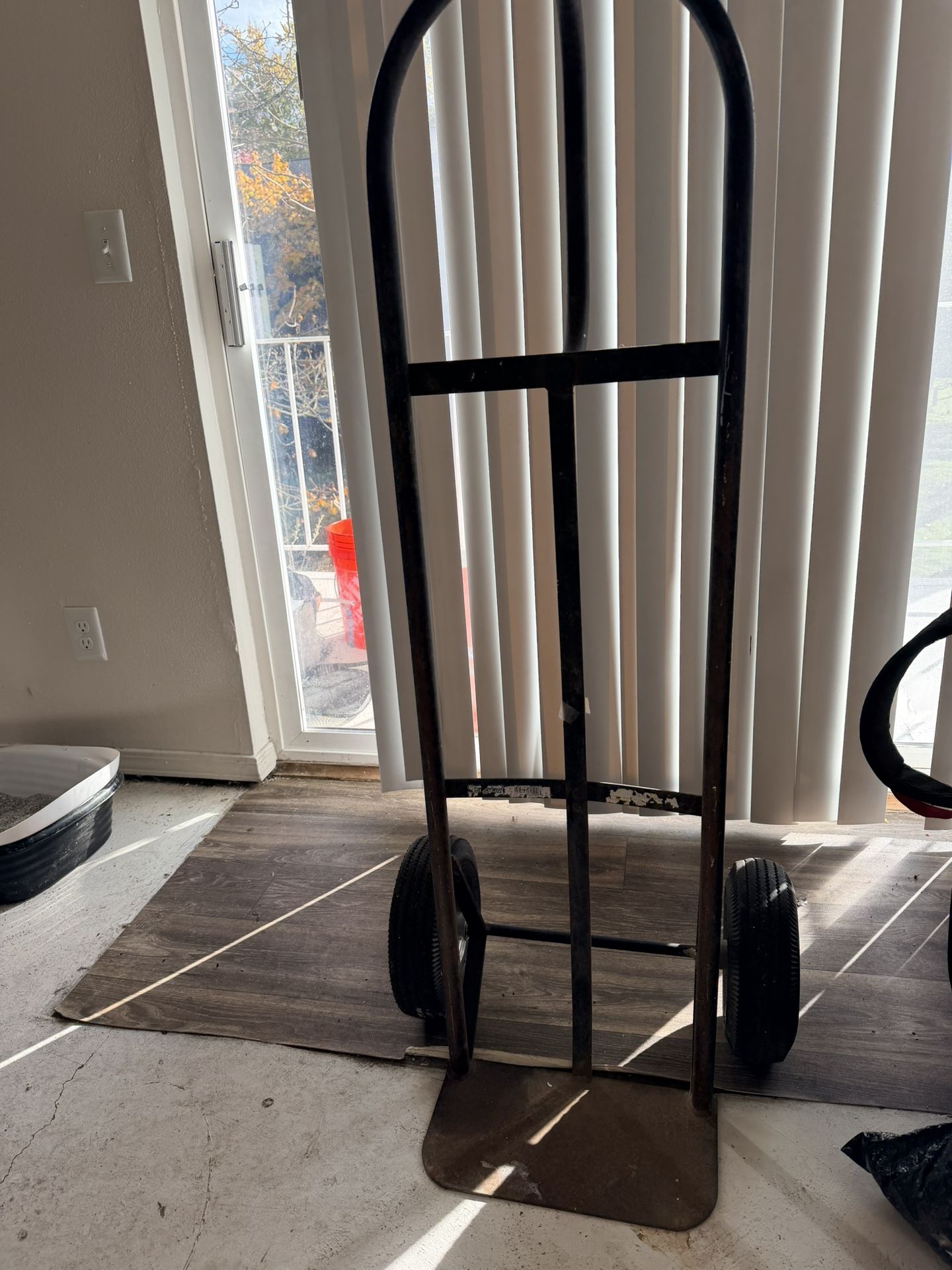 Hand Truck
