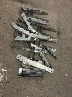 Framming brackets
