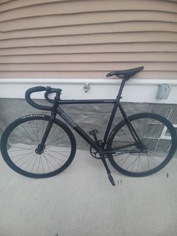 Crew District Fixie
