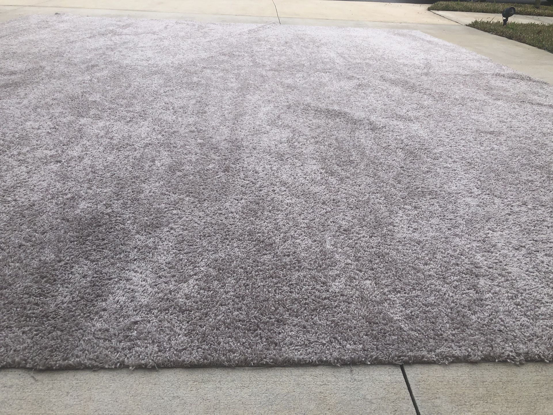 Beige 17 x 17 carpet