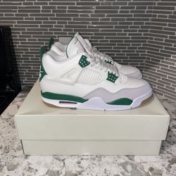 Nike SB x Air Jordan 4 Retro SP ‘Pine Green’ Size 9.5