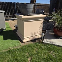 Extra LARGE planter (3 X 3X 3)