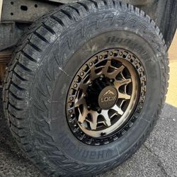 17x9 Lock Off-road Rims And Tires 35/1250/17 Hankook XT