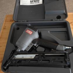SENCO SFN40 Finish Nailer 