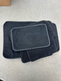 Black Car Floor Mats 5 Piece