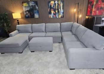 Like New - 3 Piece Thomasville Langdon Fabric Sectional W/Chaise and Storage Ottoman