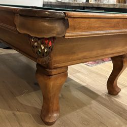 8FT Beach Billiards Pool Table - Delivery/Setup, -any color felt & Accessory kit included - Excellent Condition