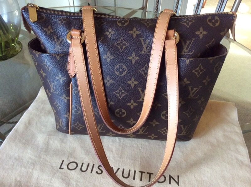 Louis Vuitton, Bags, Sold Louis Vuitton Totally Pm Will Sell Through