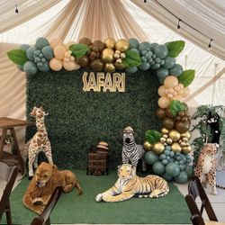 Safari Animals 🐮🐷🐑🐴