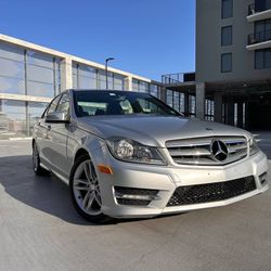 Mercedes Benz 2015 C300 4 Matic