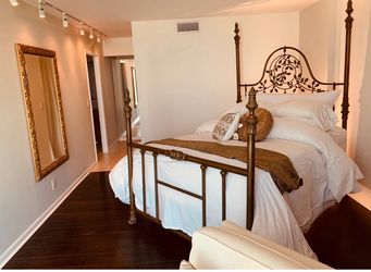 Queen iron bed