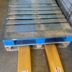 Used Wood Pallet $4 Each