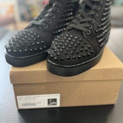 Louboutin Hightop Size 44