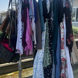 Yard Sale 952 Cardoza Dr Tulare