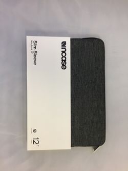Incase slim sleeve MacBook 12”