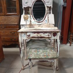 Vintage Looking Vanity Beautifully Aged And Distressed 