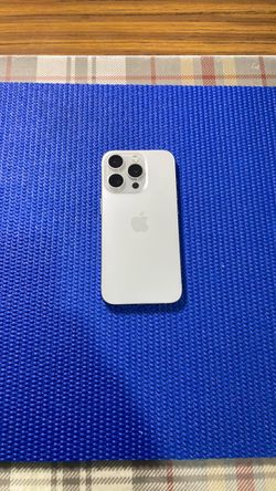 Iphone 15pro 512gb white color unlocked