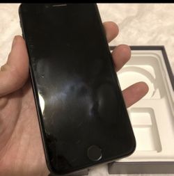 iPhone 8 64gb factory unlocked carrier