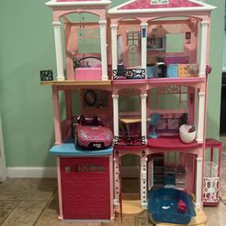 Barbie /Rainbow High Lot 