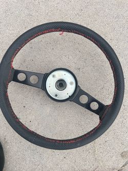 Racing steering wheel