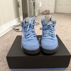 Air Jordan Retro 5 ‘UNC’
