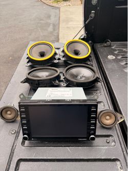 Free: Stock head unit and speakers 2022 Tacoma Off-Road