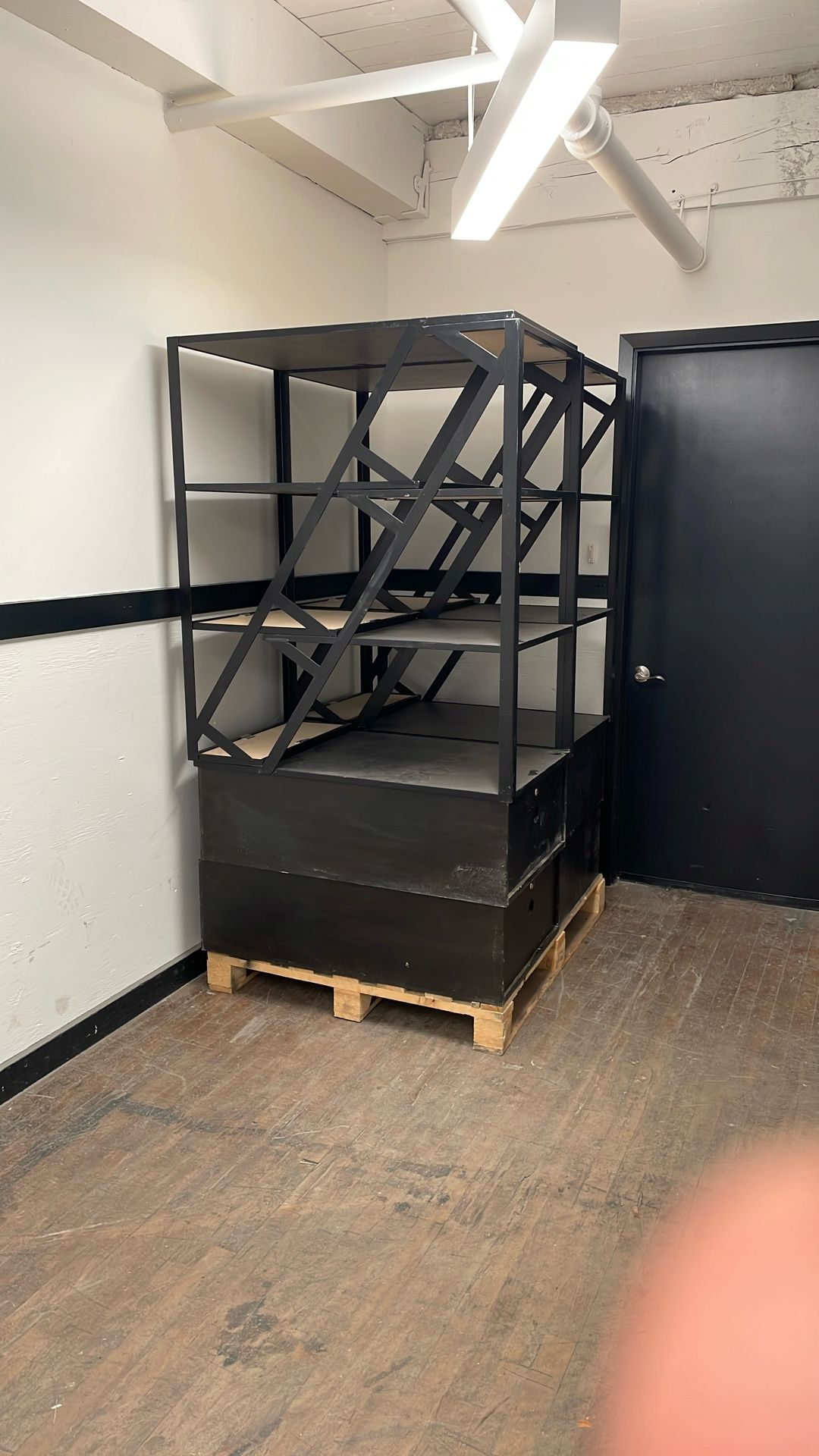 4 Tiered Retail Display Shelves