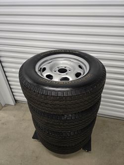 Stock Ford F150 Tires & Rims