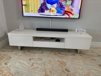 White Tv Console