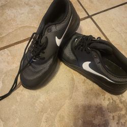 Tenis