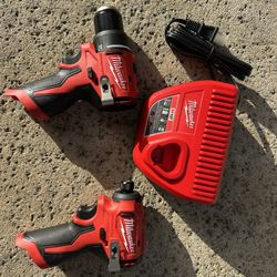 Milwaukee M12 Drill And Impact With Bag And Charger