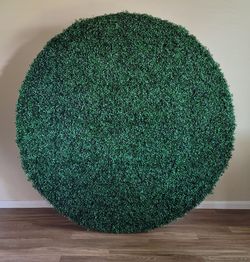 7ft Grass hedge wall