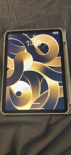 10.9 inch IPad Air 5th Gen