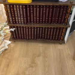 Encyclopaedia Britannica hardbound volumes 