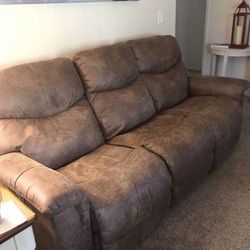 Lazy Boy Couch And Recliner 