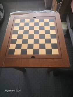Wooden Chess/Backgammon Table