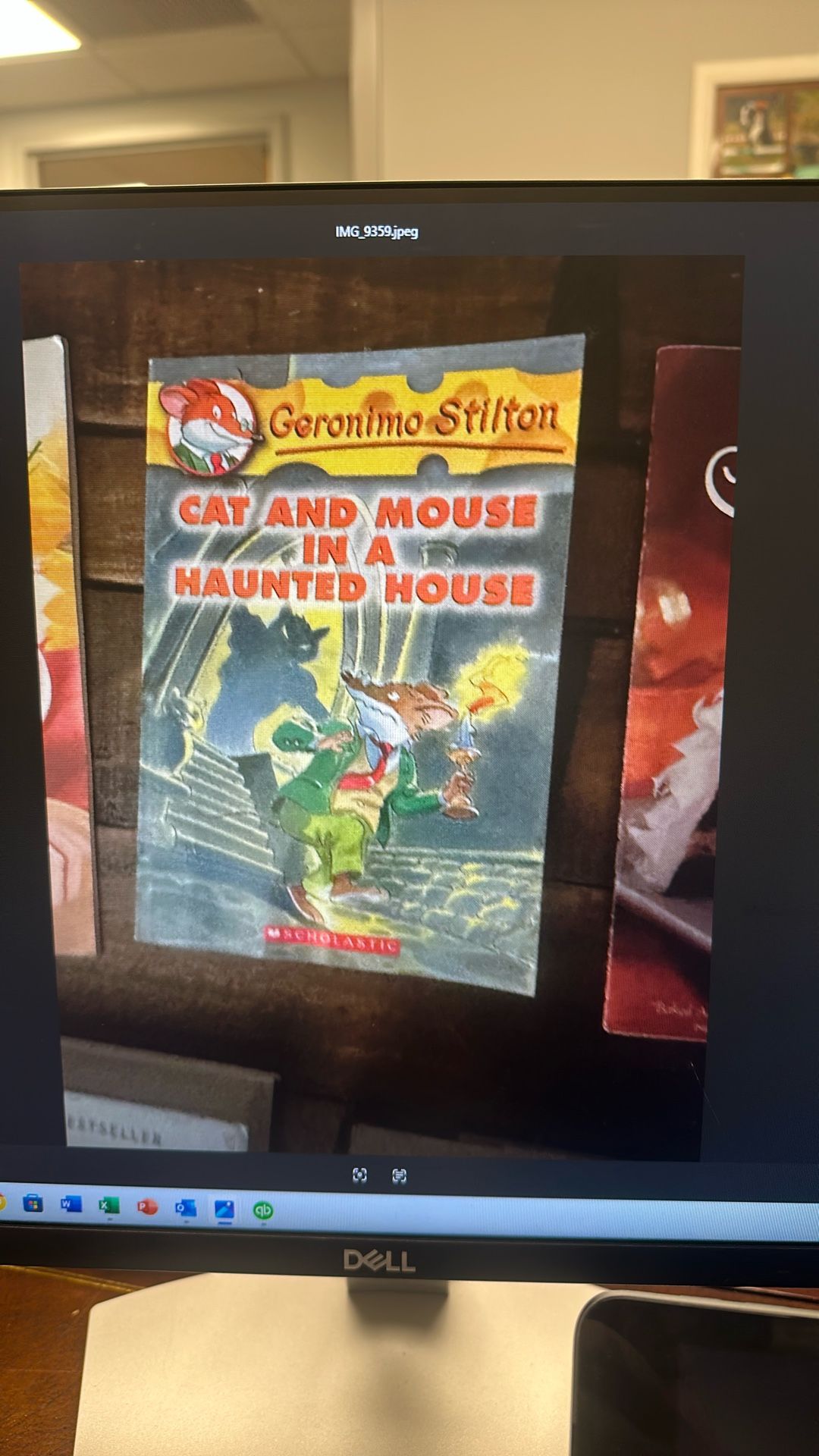 Cat And Mouse In Haunted House