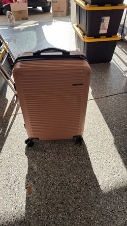 Check in size luggage