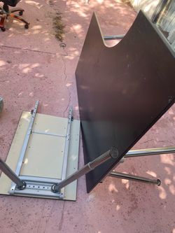 L shape table / desk 4’ x 4’ x c 40” height