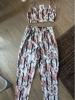 TAKE ALL CLOTHES !! 200$ OVER 200 pieces