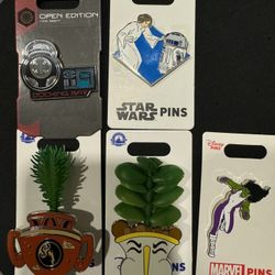 Disney Pins 