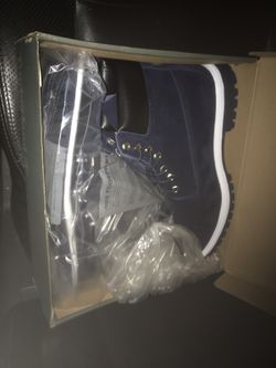 Brand new $100 flat Timberland boots