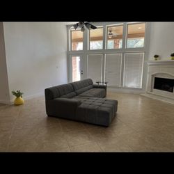 Copenhagen Sectional Couch 