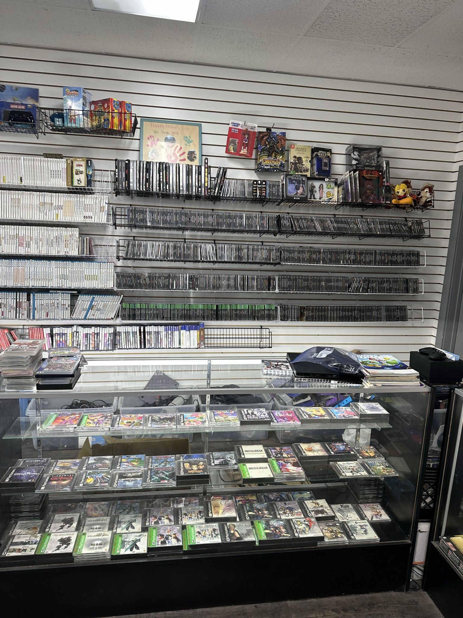 Gamehogs 11am-7pm $5-$1000 Huge Store