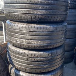 245/50R18 Marca Pirelli En Perfectas Condiciónes De Vida
