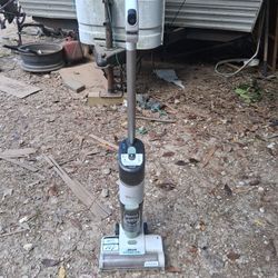 Dual Wet And Dry Shark Vacuum No Charger 