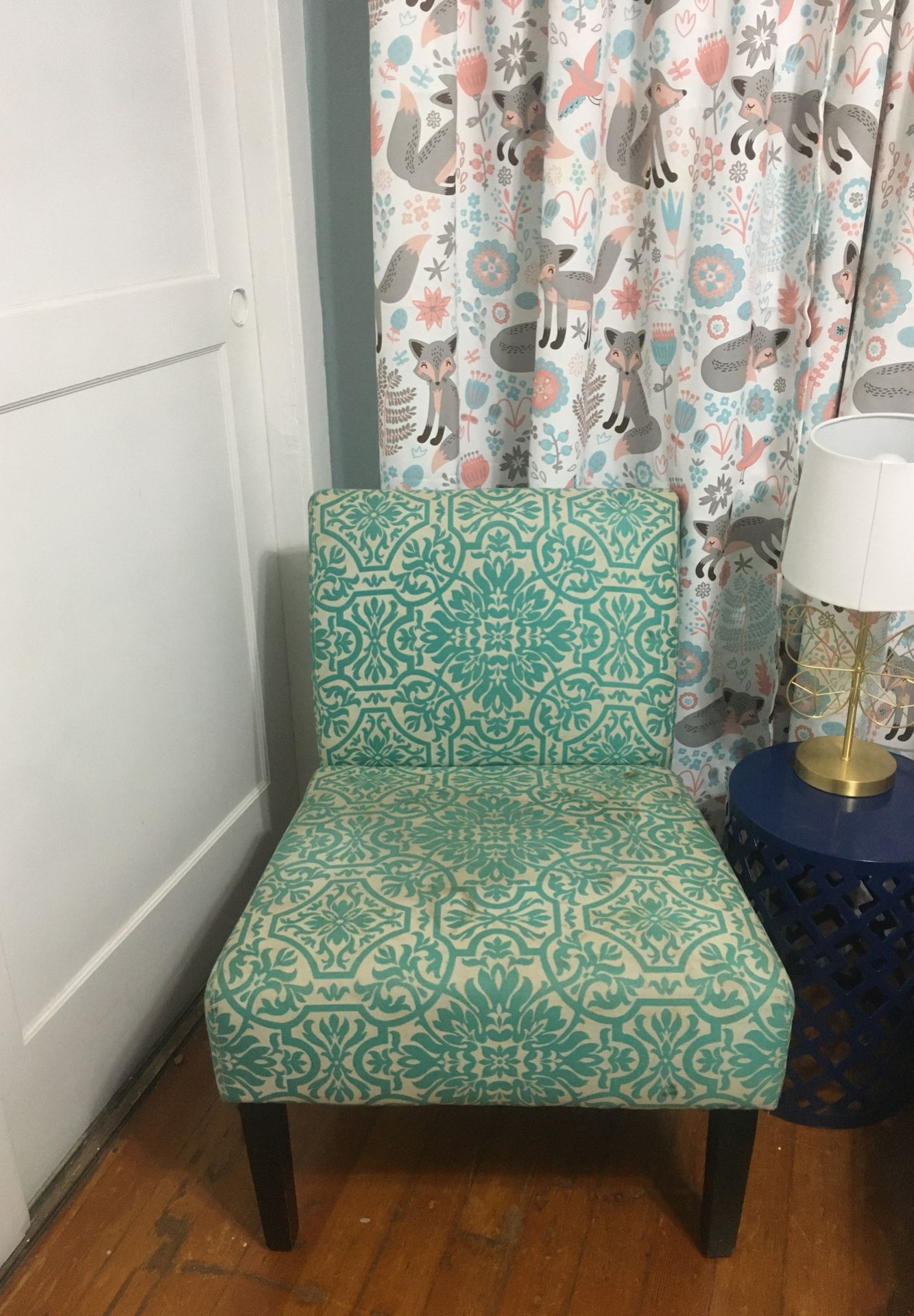 Accent chair